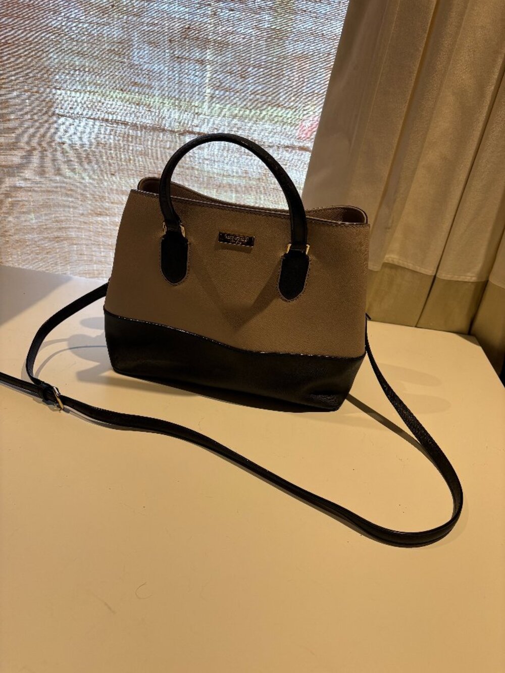 Kate Spade Cream and Black colour block Purse